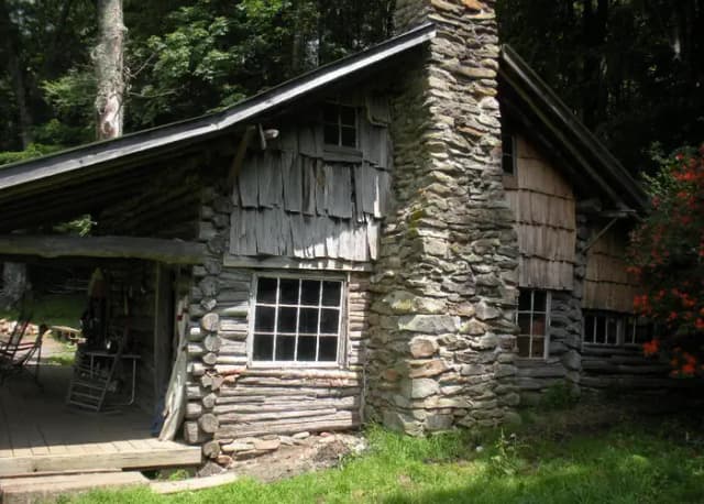 Swan Cabin