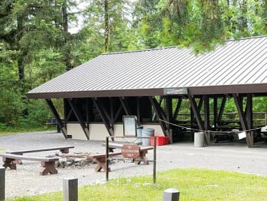 Cottonwoods Group Shelter