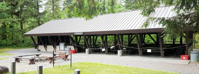 Cottonwoods Group Shelter