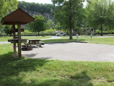 Loop LBRA · Site 13 at Long Branch (Center Hill Lake)