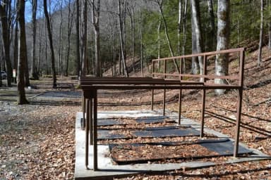 Round Bottom Horse Camp 2-Equestrian Non-Electric Stalls