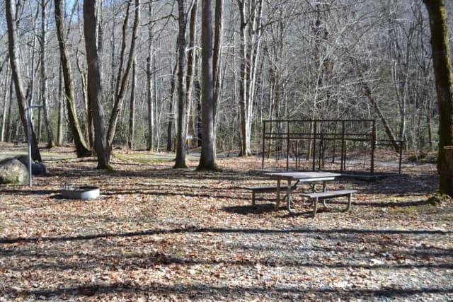 Round Bottom Horse Camp 4 Picnic Table