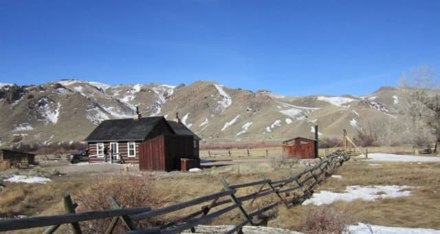 Winter view of Henneberry House property outside