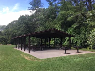 Site Upper Shelter at North Hartland Lake Beach (VT)