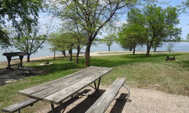 Site 11 in Arrow Rock Campground