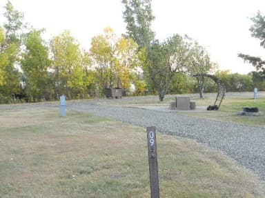 Lower Loop Sites 1-12 singles · Site 09 at Left Tailrace