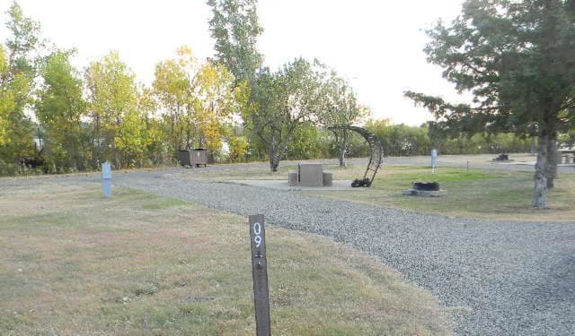 Lower Loop Sites 1-12 singles · Site 09 at Left Tailrace