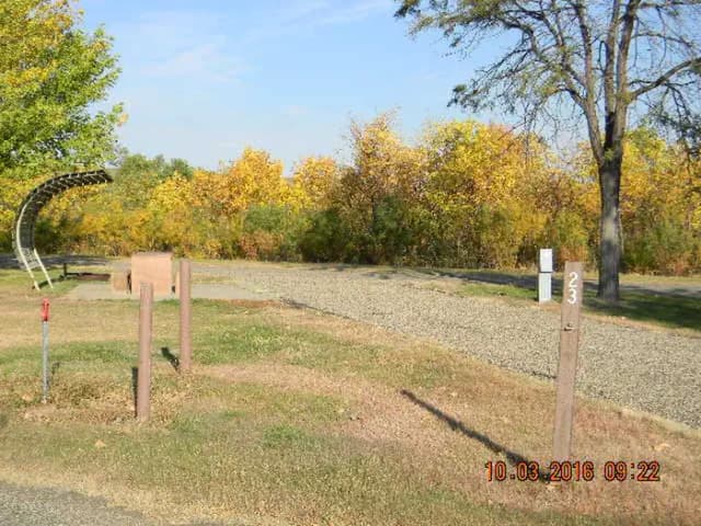 Upper Loop Sites 23-72 · Site 23 at Left Tailrace
