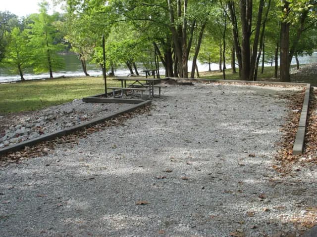 C025