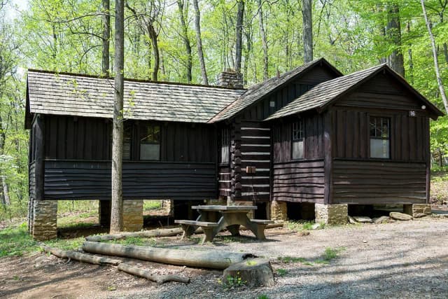 Camp Misty Mount Cabin 16