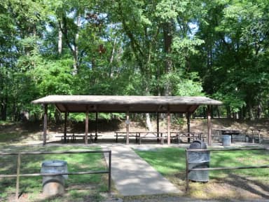 Gillham Lake, Cossatot Reefs Pavilion