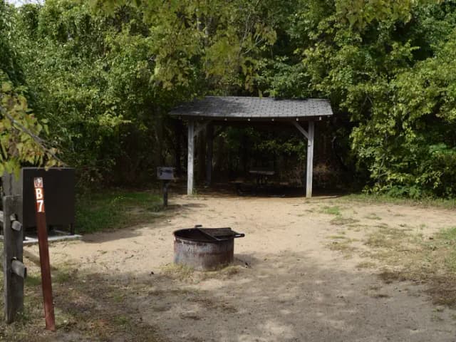 B7 site view