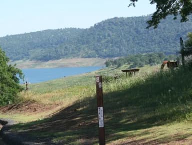 Manzanita Sites 70-93 · Site 089 at Tuttletown Recreation Area