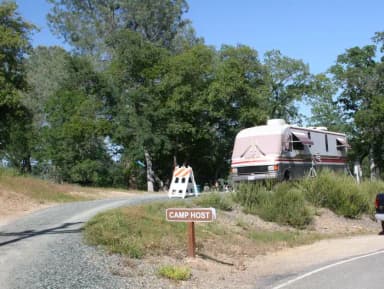 Manzanita Sites 94-125 · Site 103 at Tuttletown Recreation Area
