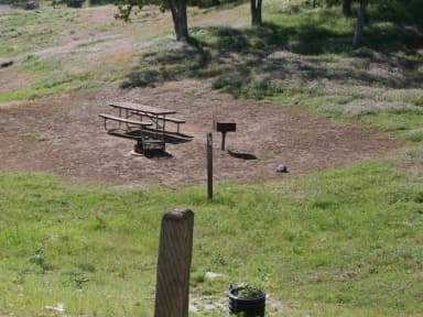 Manzanita Sites 94-125 · Site 109 at Tuttletown Recreation Area
