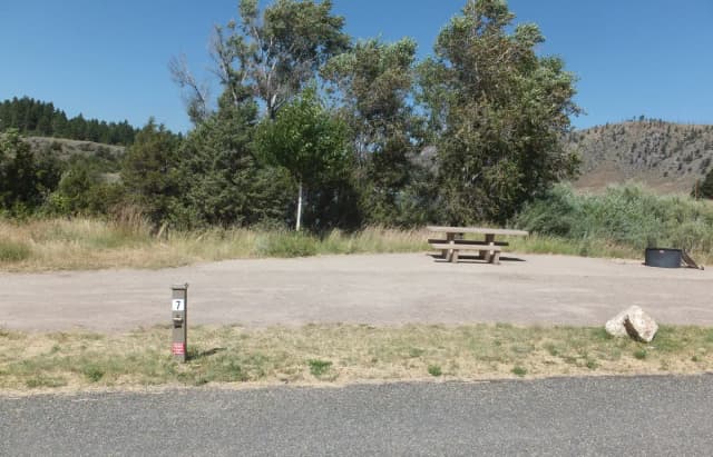 Riverside Campground Campsite 7