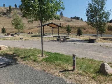 Site 008 at Riverside Campground