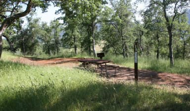 Chamise Sites 126-144 · Site 128 at Tuttletown Recreation Area