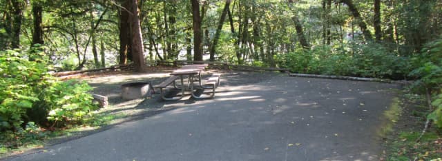 43' long parking spur