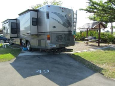 RV Campsite #43 Pullthrough Site
