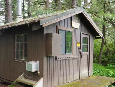 GUT ISLAND 2 CABIN