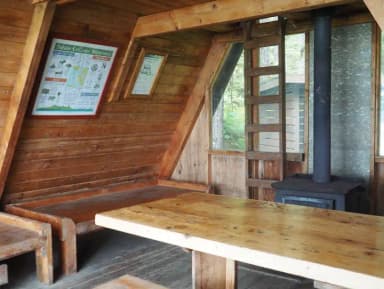 MALLARD SLOUGH CABIN INTERIOR