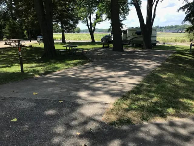 Fisherman's Corner Site 16