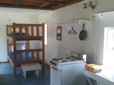 Bloody Dick Cabin