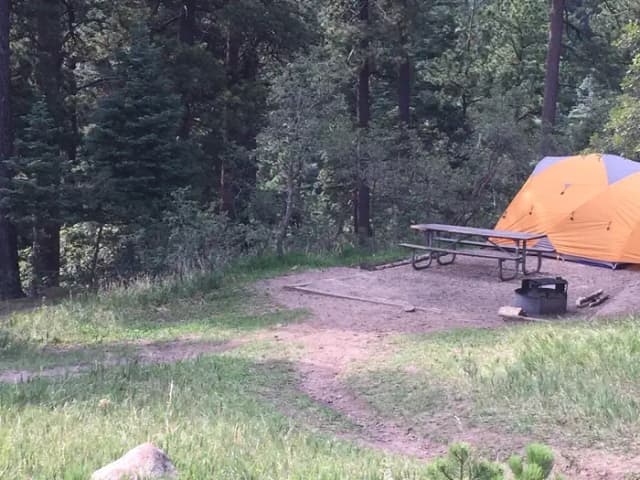 Loop VIST · Site 001 at La Vista Campground - Lake Isabel
