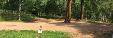 Loop LAKE · Site 011 at La Vista Campground - Lake Isabel