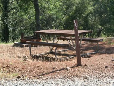 Chamise Sites 145-161 · Site 147 at Tuttletown Recreation Area