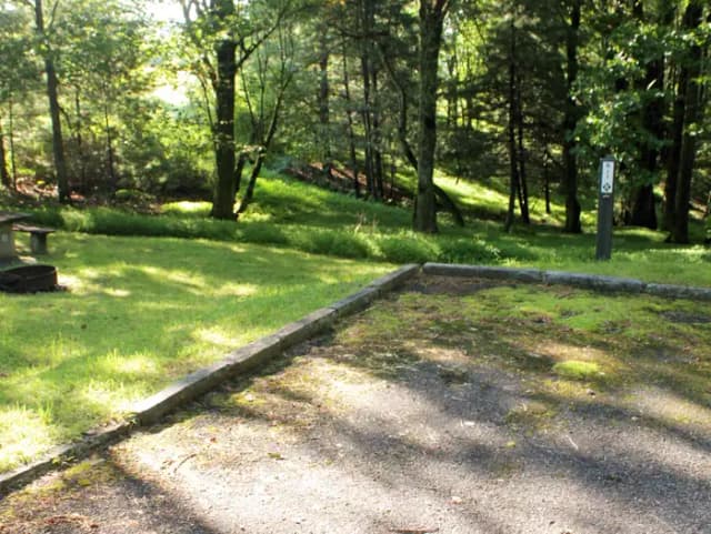 B Loop Site 11 - Tent Only Nonelectric