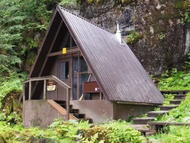 MOUNT FLEMER CABIN EXTERIOR