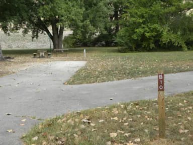 Site B10 at River Road Park