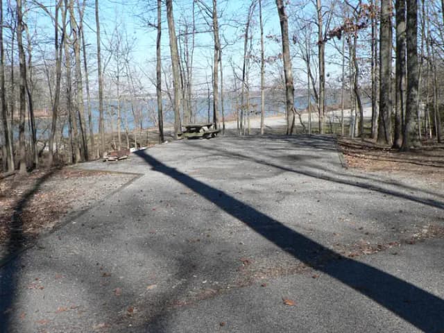 Fisherman's Row · Site 023 at Canal