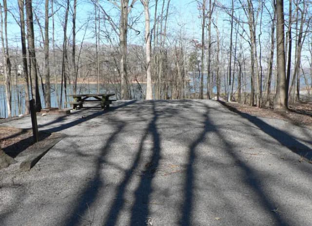 Fisherman's Row · Site 024 at Canal