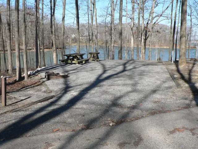 Fisherman's Row · Site 031 at Canal