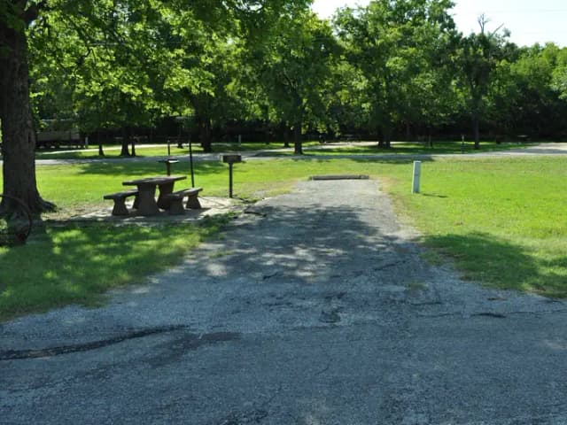 Blue Bill Point - Site 33