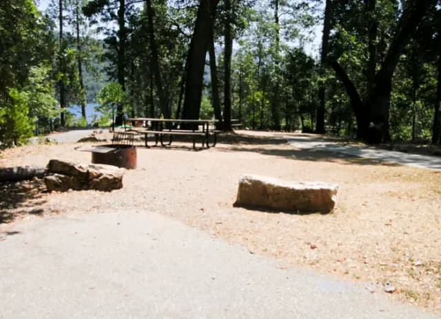 Site 016, Spring Cove Campground