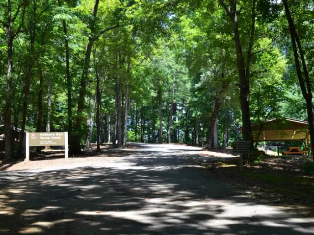 Entrance to Robbers Den Group Campsite