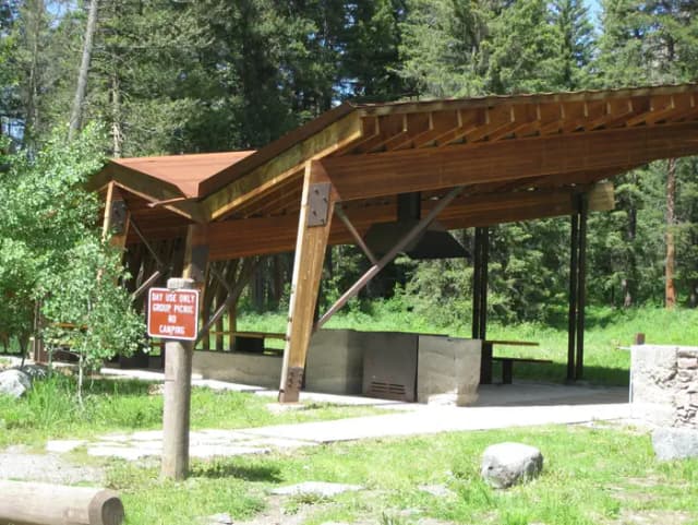 Group Day Use, Site 28 - Pavilion with grill & picnic tables