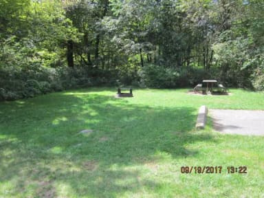 Site F174 with Picnic Table