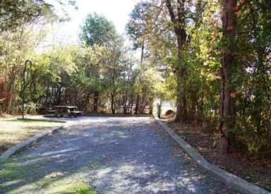 Loop KEND · Site 005 at Kendall Campground