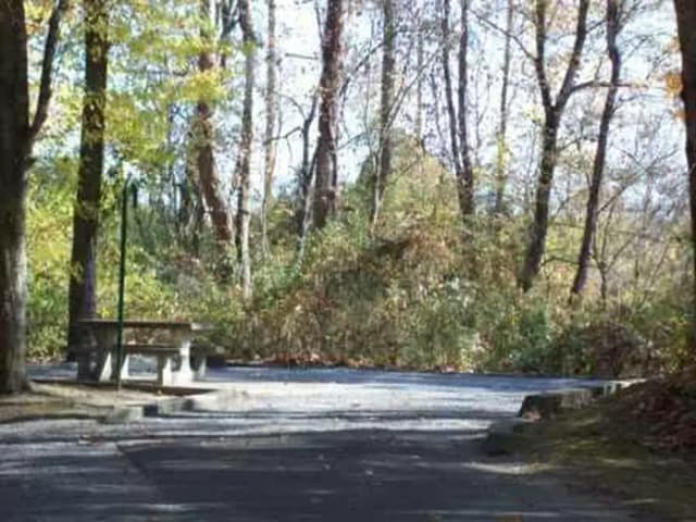 Loop KEND · Site 074 at Kendall Campground