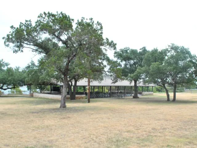 Overlook Pavilion at Belton Lakeview