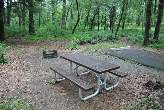 Mathews Arm Campground - Site B136