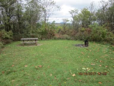 Site G192 with Picnic Table and Grill