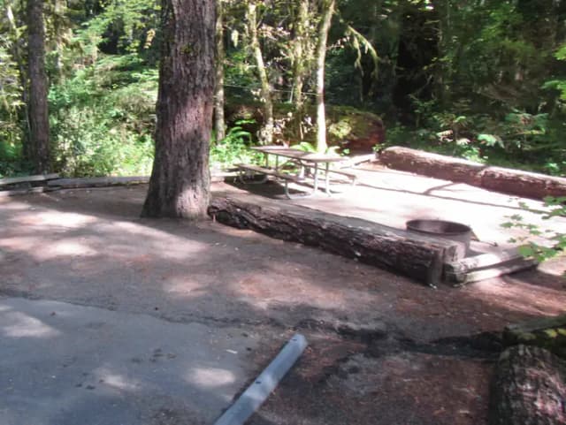 view of seating area