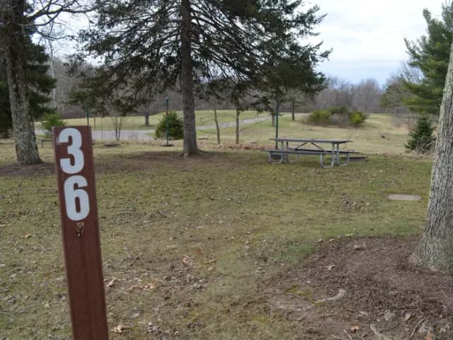 Crooked Creek Lake - Site 36