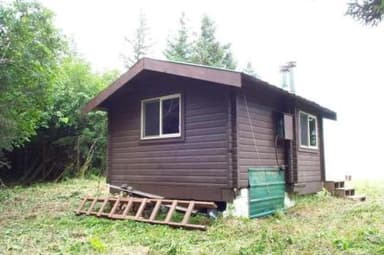 SOFTUK BAR CABIN1